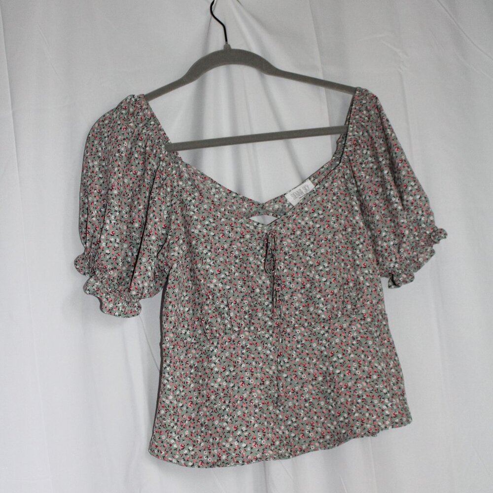 Sienna Sky Baby Doll Off-Shoulder Floral Mini Top Ruched Bust Open Back Detail